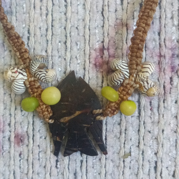 Chocker Necklace Fabric plus 2 Free Items - Picture 6 of 7